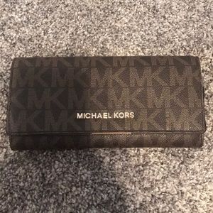 Authentic Michael kors